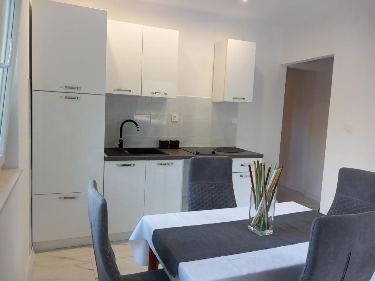 Apartman Laura Jurandvor Exterior photo