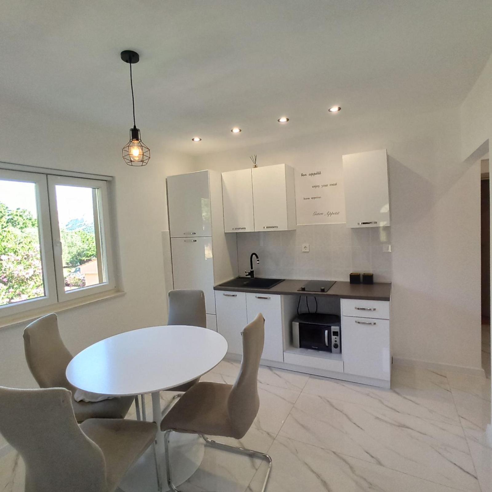 Apartman Laura Jurandvor Exterior photo